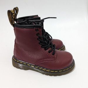 Pre-loved Infant Dr. Martens Size 7
